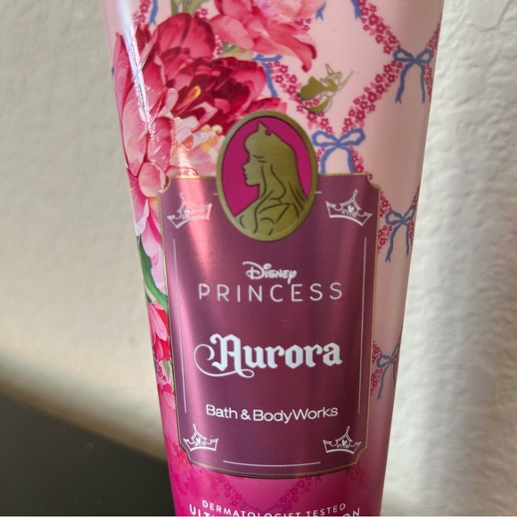 Bath & Body Works Princess Aurora Ultimate Hydration Body Cream 8 Ounces - Picture 3 of 15